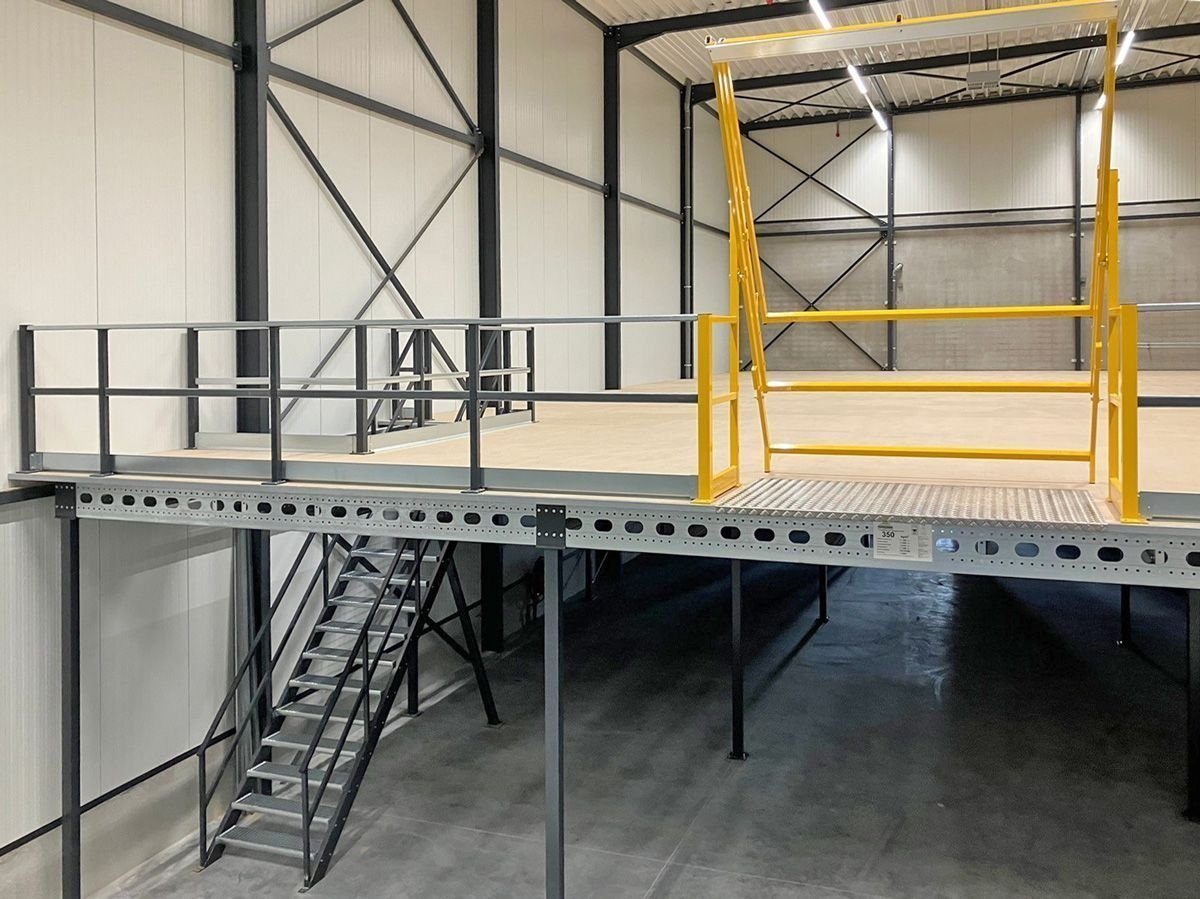 Plateforme de stockage 7x7m, capacité de charge 500 kg/m² – Image 4
