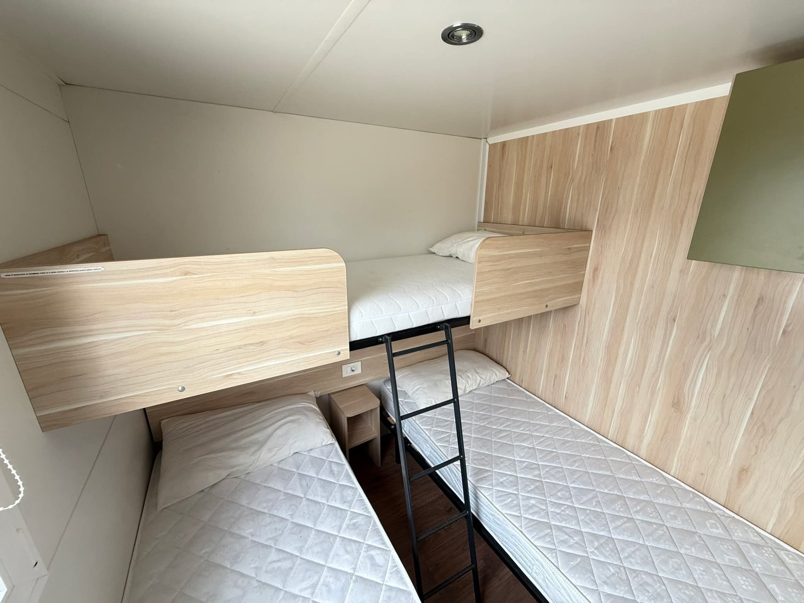 MOBILE HOME un Roller unique et hautement équipée – Image 14